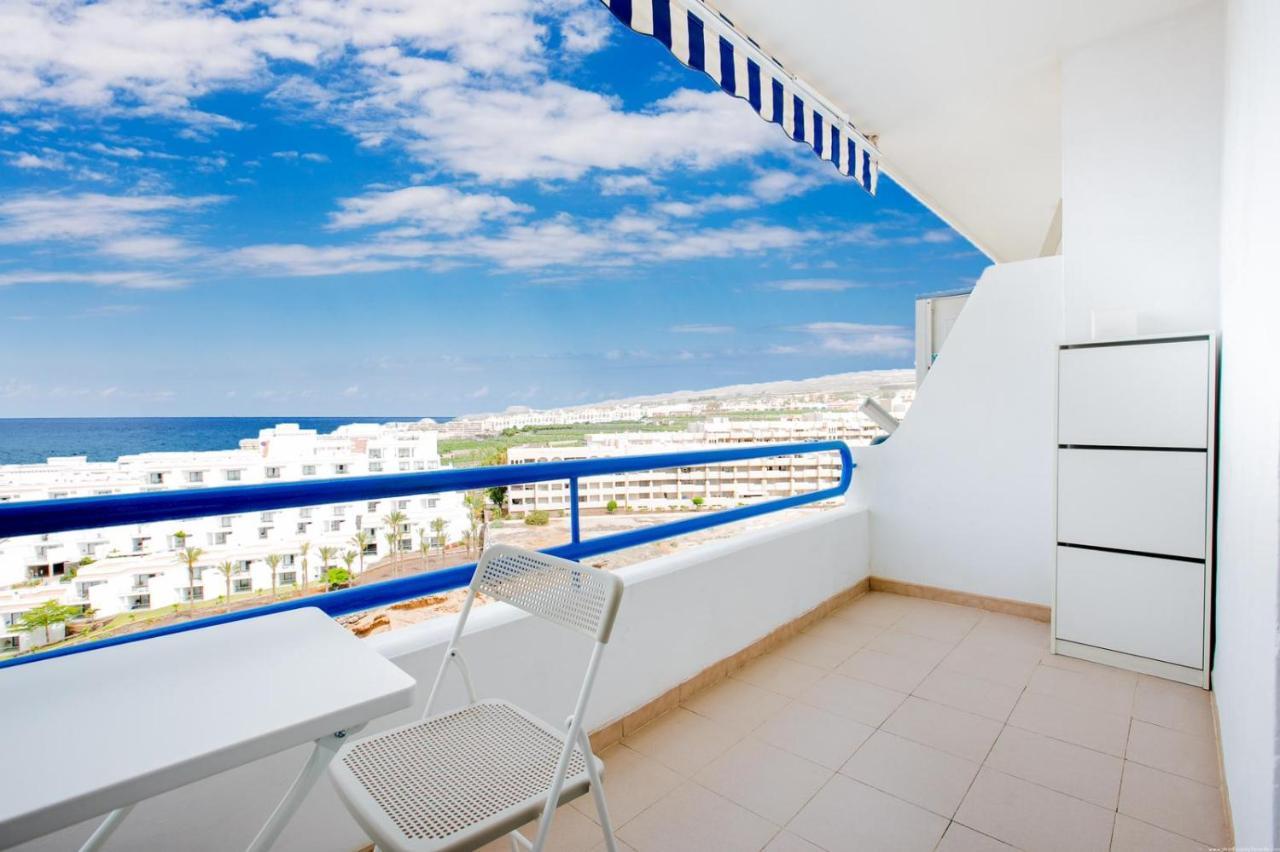 Holiday Studio With Pool Costa Adeje  Bagian luar foto