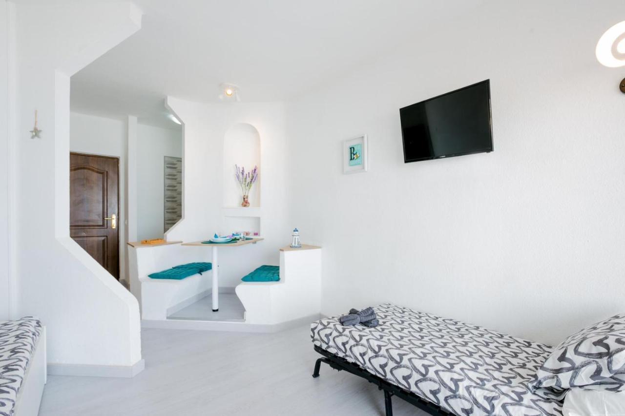 Holiday Studio With Pool Costa Adeje  Bagian luar foto